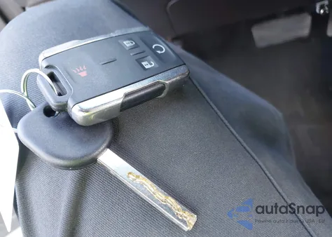 2014 Chevrolet Silverado 1500 2Lt z USA, uszkodzony, nr VIN 3GCUKREC4EG385343